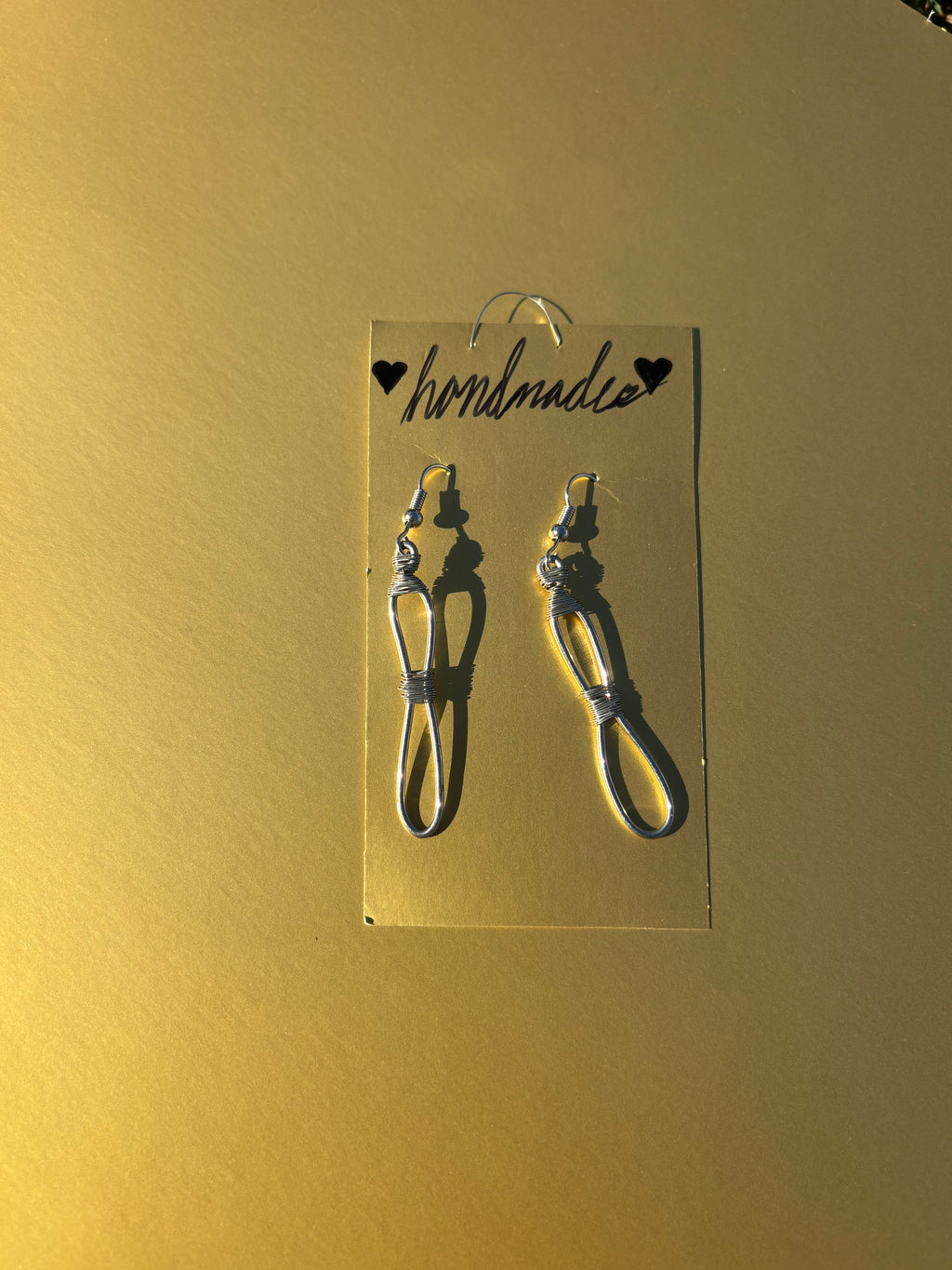 Lumen Loop Earrings — Sculpted Minimalism in Motion